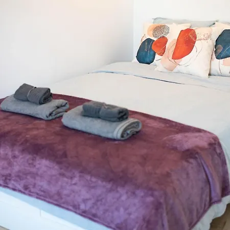 Close To Sagrada Familia Hostel *